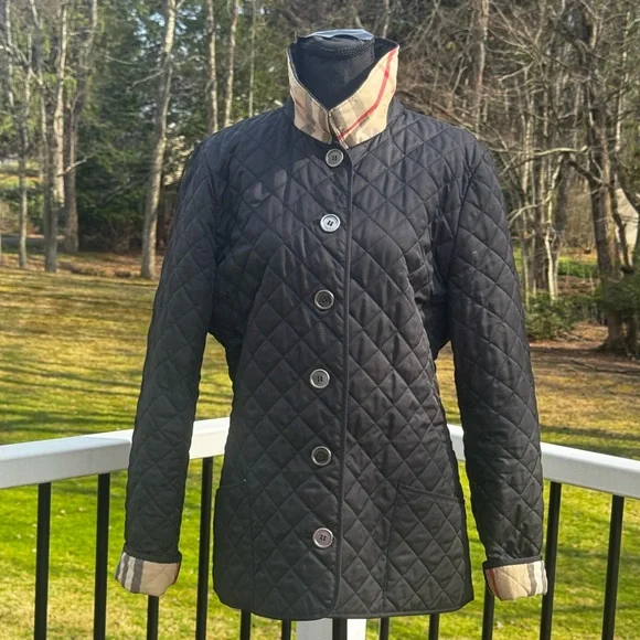 Burberry Black Quilted Authentic Jacket with Signature Check Trim Size XL - Picture 1 of 12